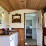 venn farm hillside shepherds hut